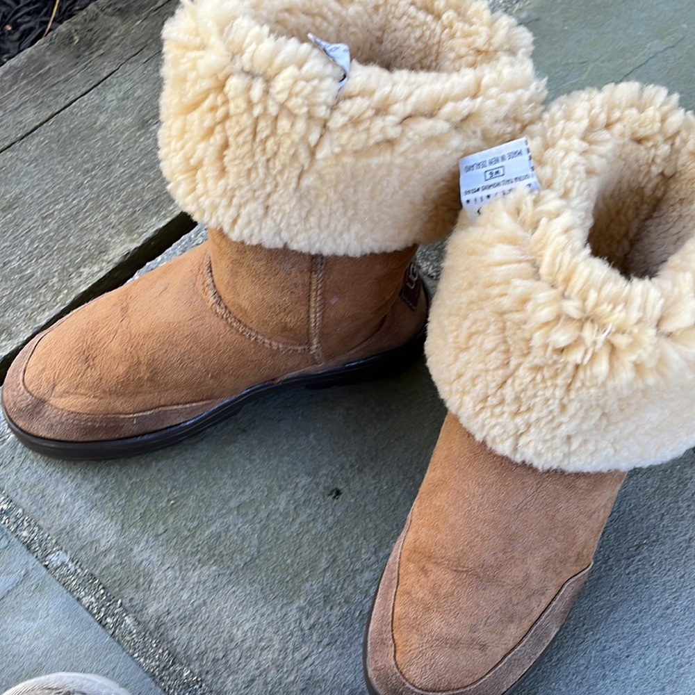 Ugg Ultimate Tall Tasman Braid 5245 Chestnut Boots EUC - Picture 13 of 13